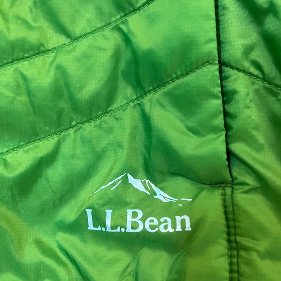 LL Bean shell jacket - Picture 3 of 3